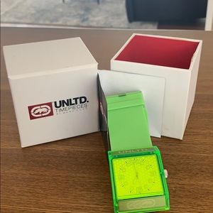 UNLTD Green square watch